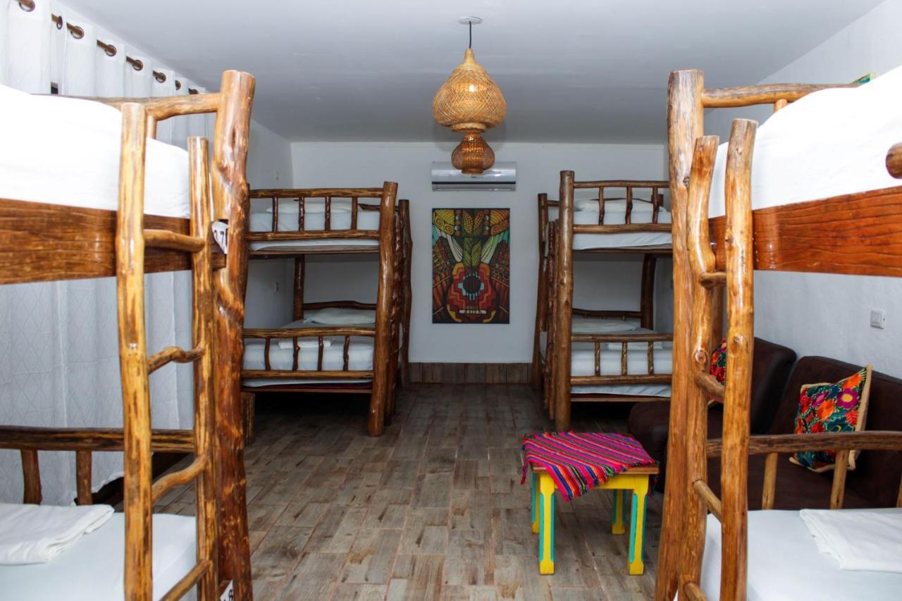 Los Amigos Hostel Flores Camera foto