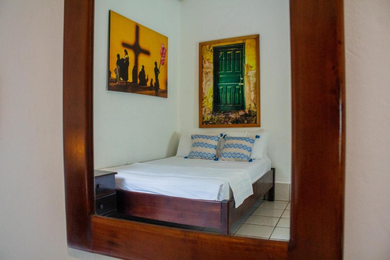 Los Amigos Hostel Flores Camera foto